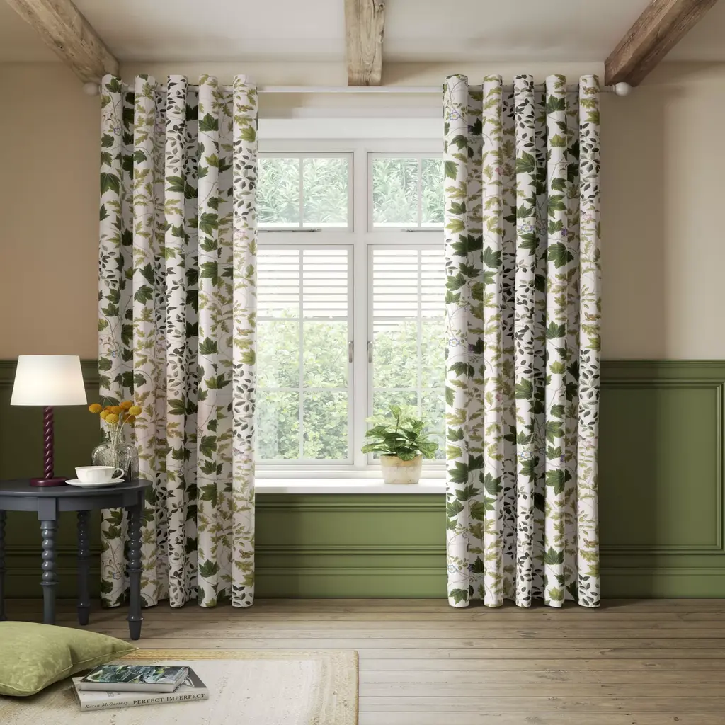 Sycamore & Oak Leaf curtains