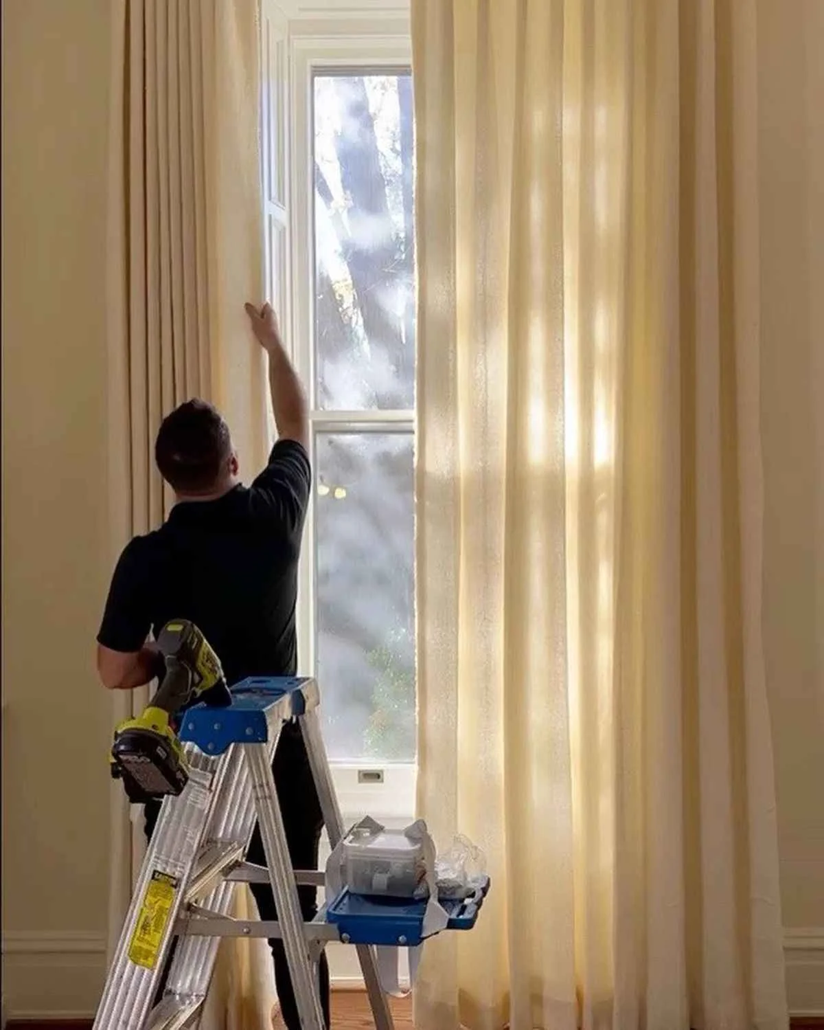 Custom curtain repairing service in Sharjah