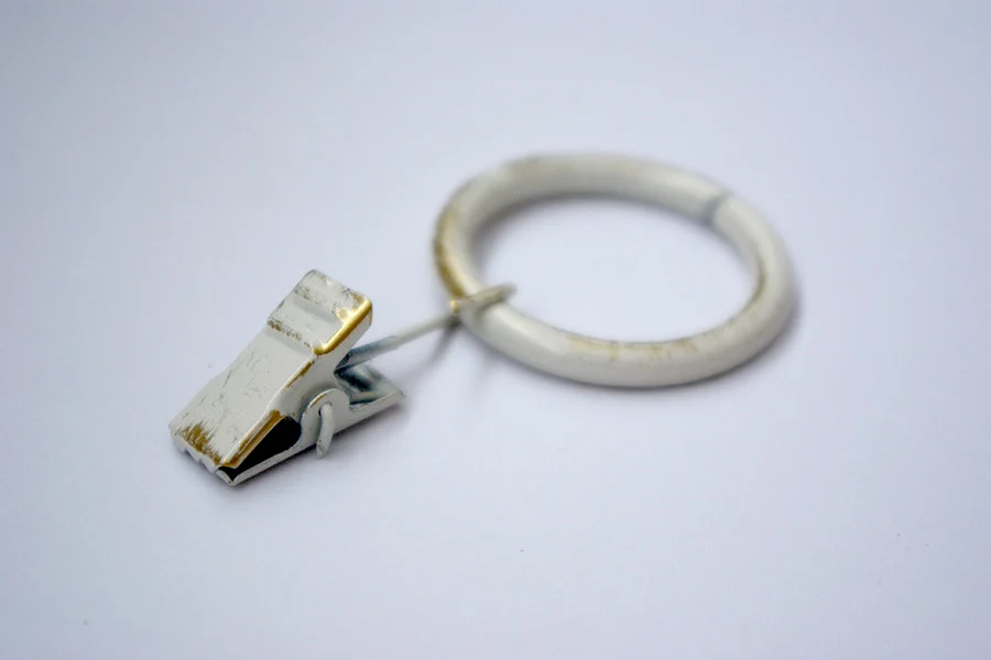 Shabby Chic Metal Clip-On Ring Set